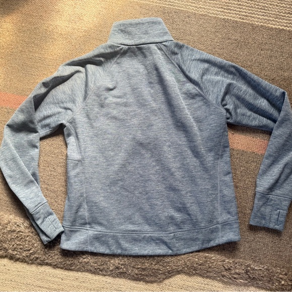 Vuori Light Gray Hooded Windbreaker - Picture 2 of 10